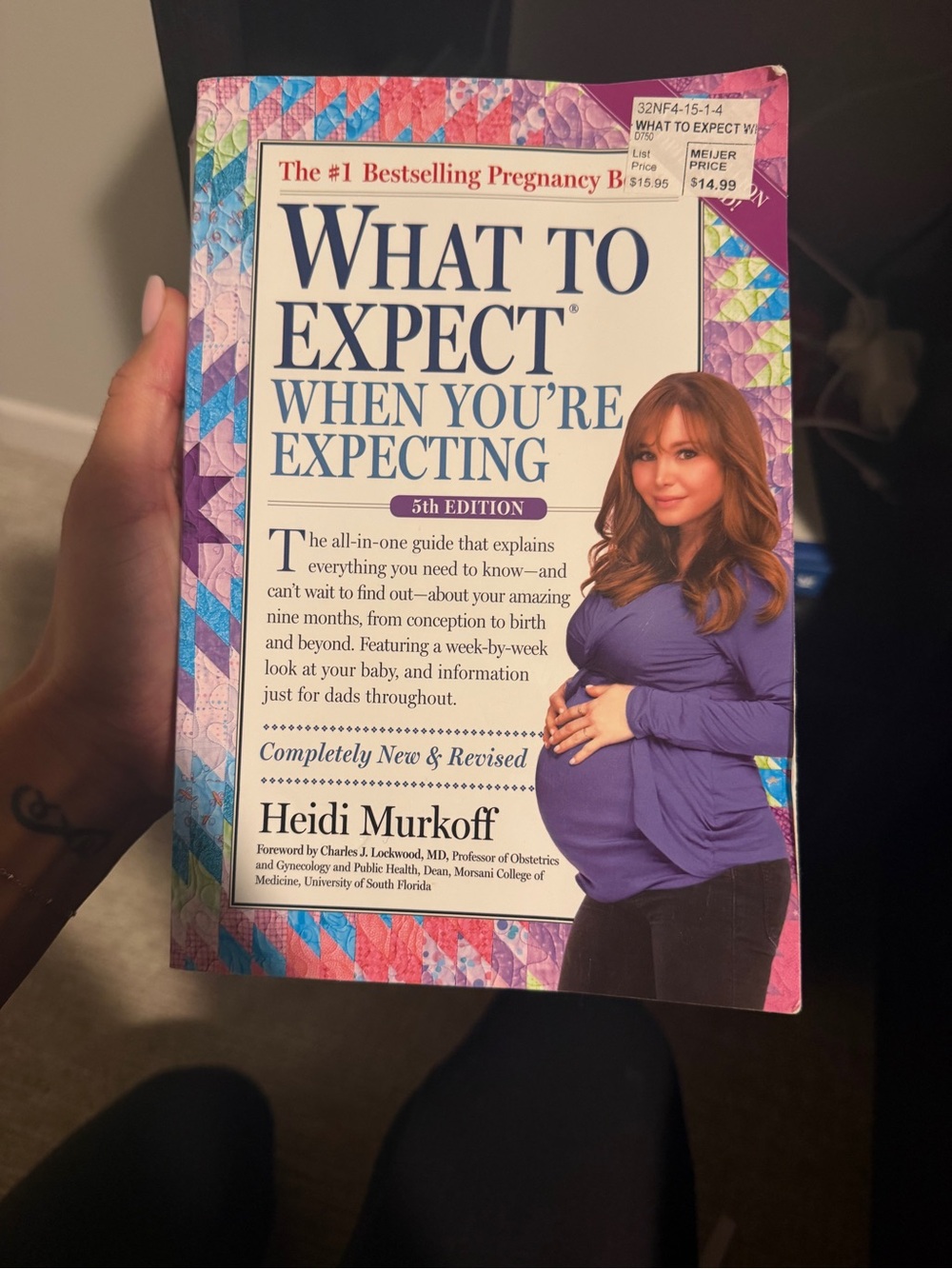 What to Expect When You're Expecting by - Pregnancy Guide (Purple Cover)